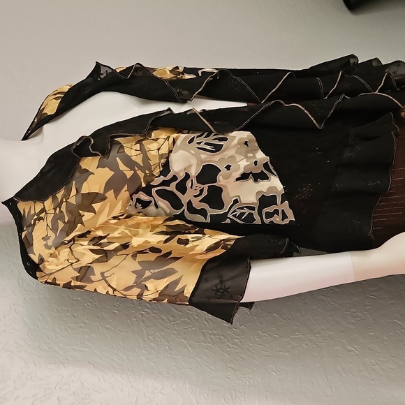 SPENCER ALEXIS Flowy Floral Ruffle Chiffon Witchy Goth Silk Blend Kimono - Picture 4 of 10